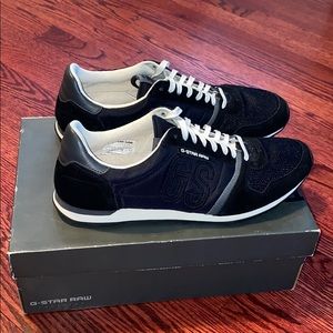 Confortable and casual shoes!!